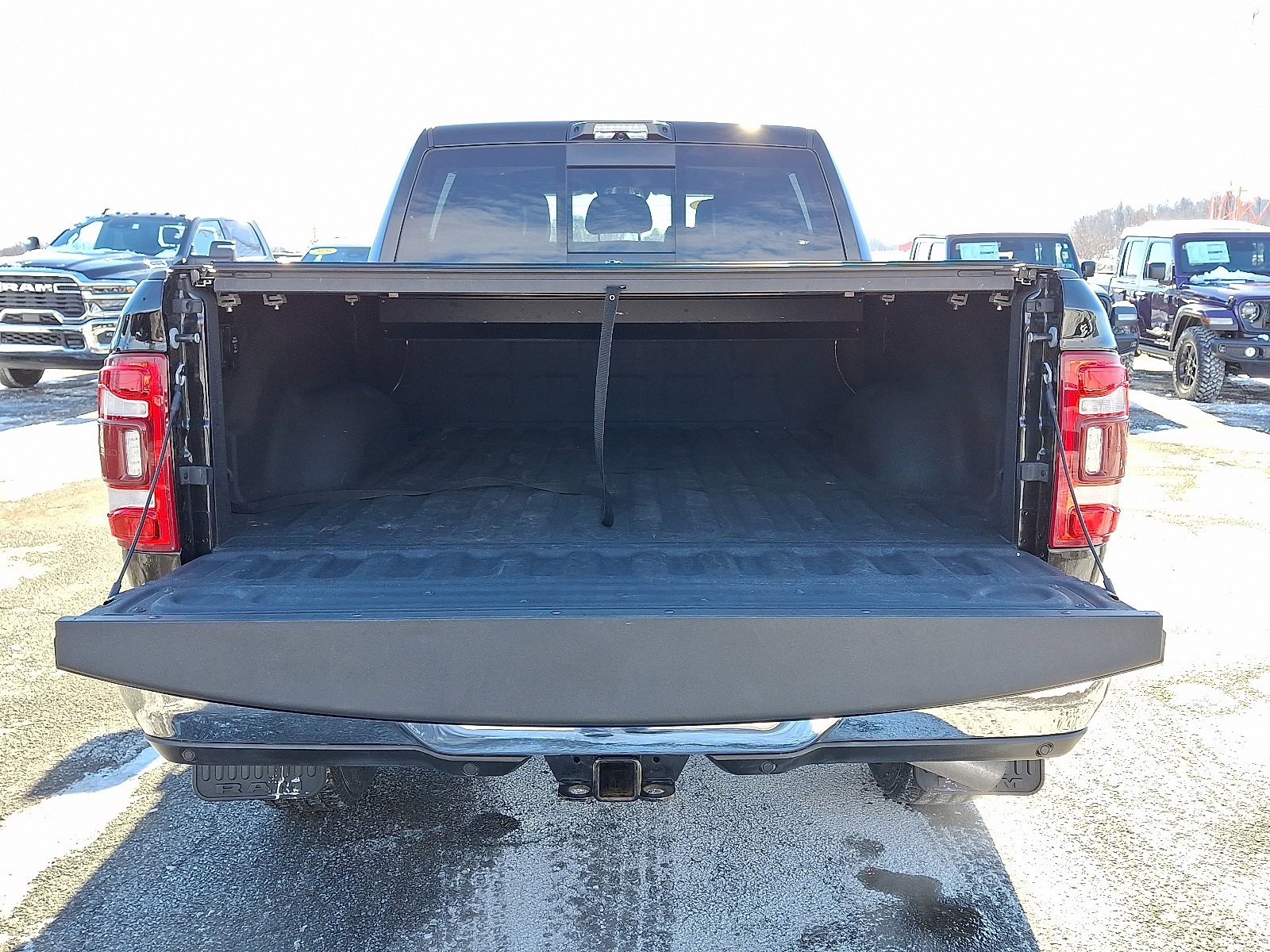 Used 2022 RAM 3500 Limited image 27