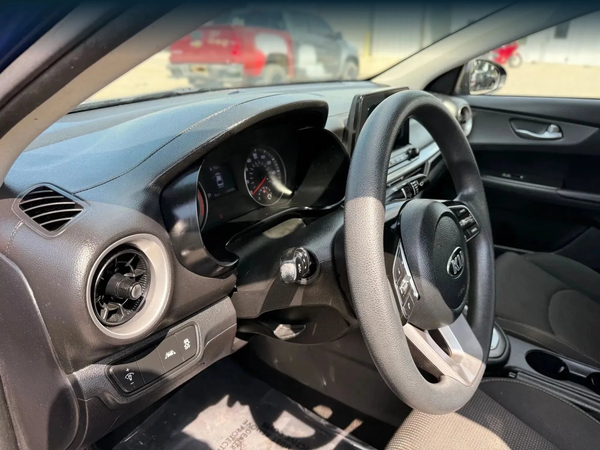 Used 2019 Kia Forte LXS FWD image 17