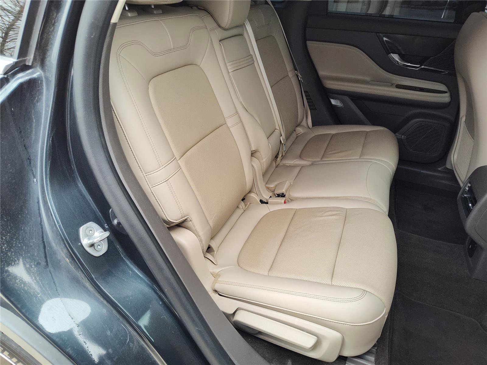 Used 2022 Lincoln Corsair Reserve image 25