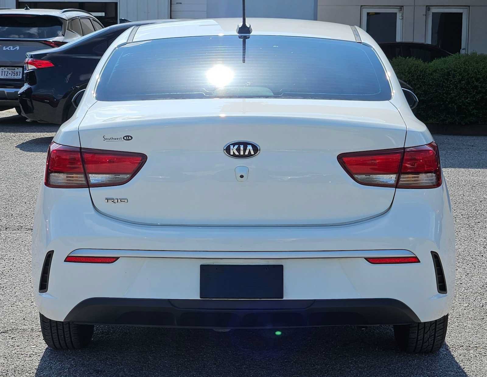 Used 2021 Kia Rio LX FWD image 5