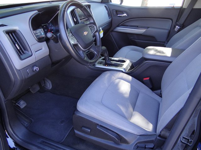 Used 2016 Chevrolet Colorado LT w/ LT Convenience Package RWD image 16