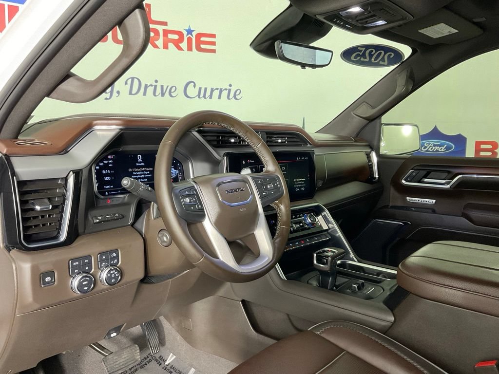 Used 2025 GMC Sierra 1500 Denali w/ Denali Reserve Package AWD/4WD image 13