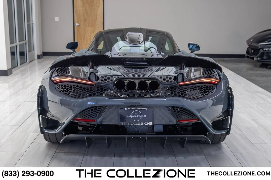 Used 2021 McLaren 765LT RWD image 26