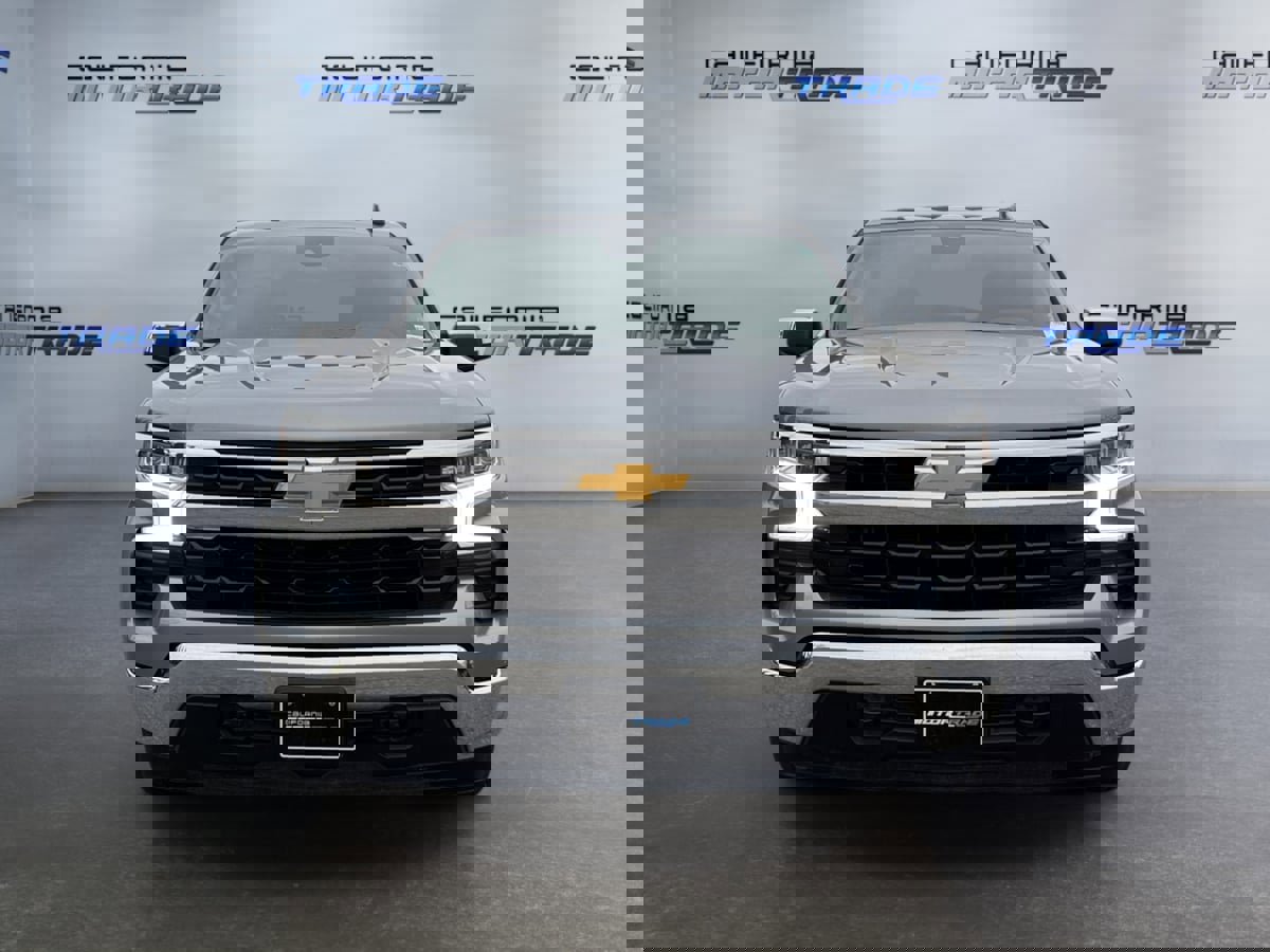 Used 2024 Chevrolet Silverado 1500 LT w/ Protection Package image 2