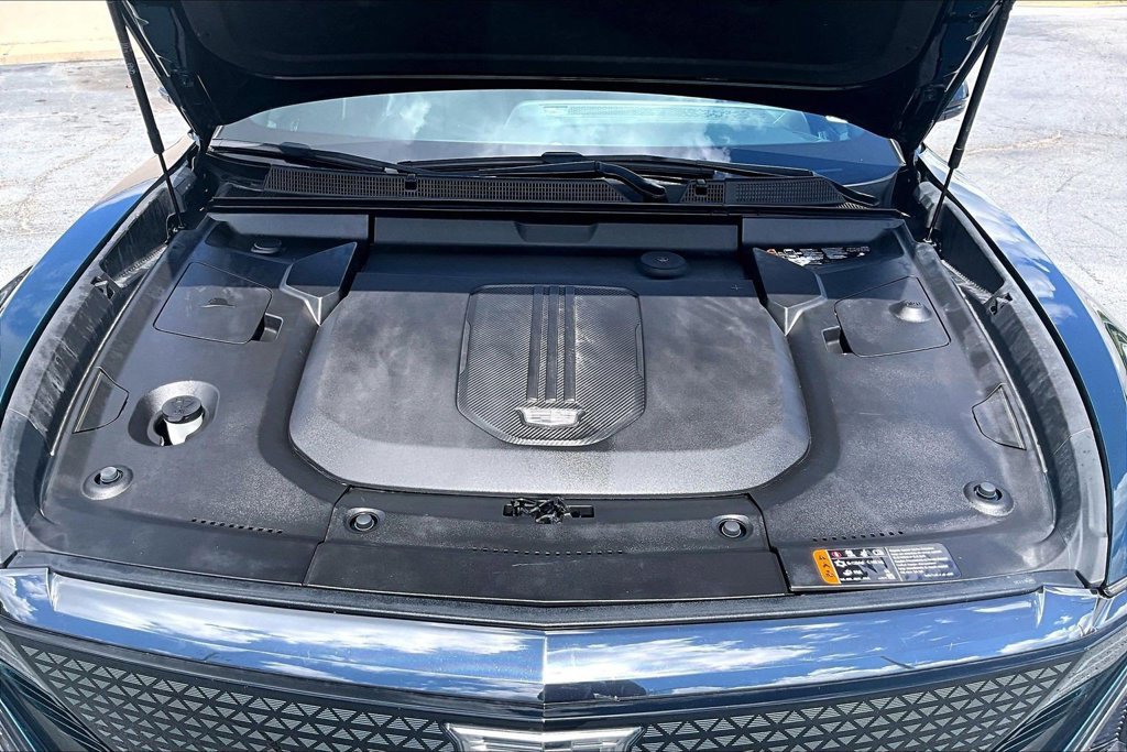 Certified 2024 Cadillac Lyriq Sport AWD/4WD image 30