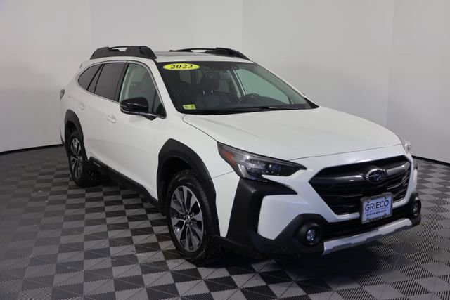 Used 2023 Subaru Outback Limited image 1