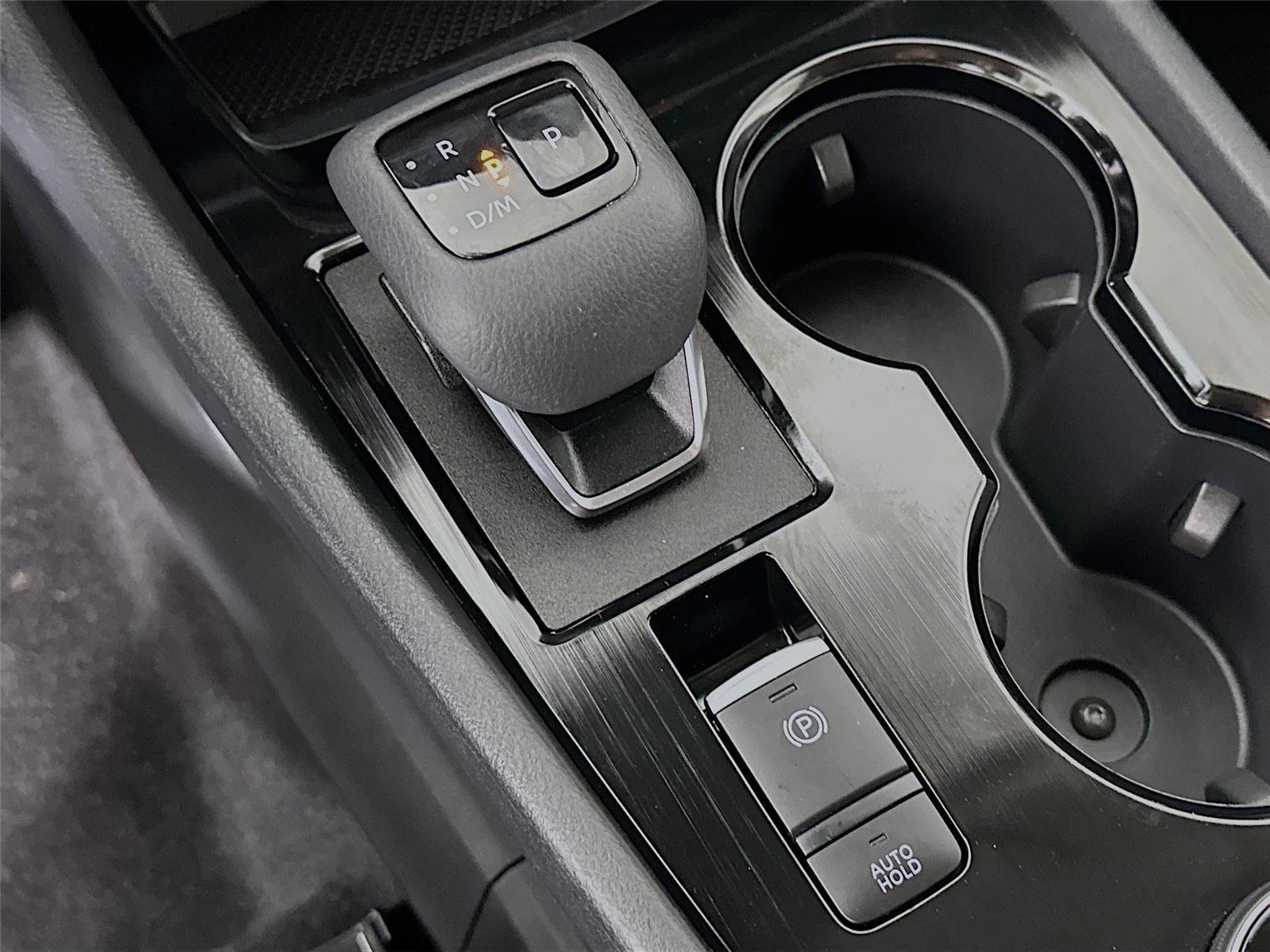 Used 2024 Nissan Rogue SV image 17