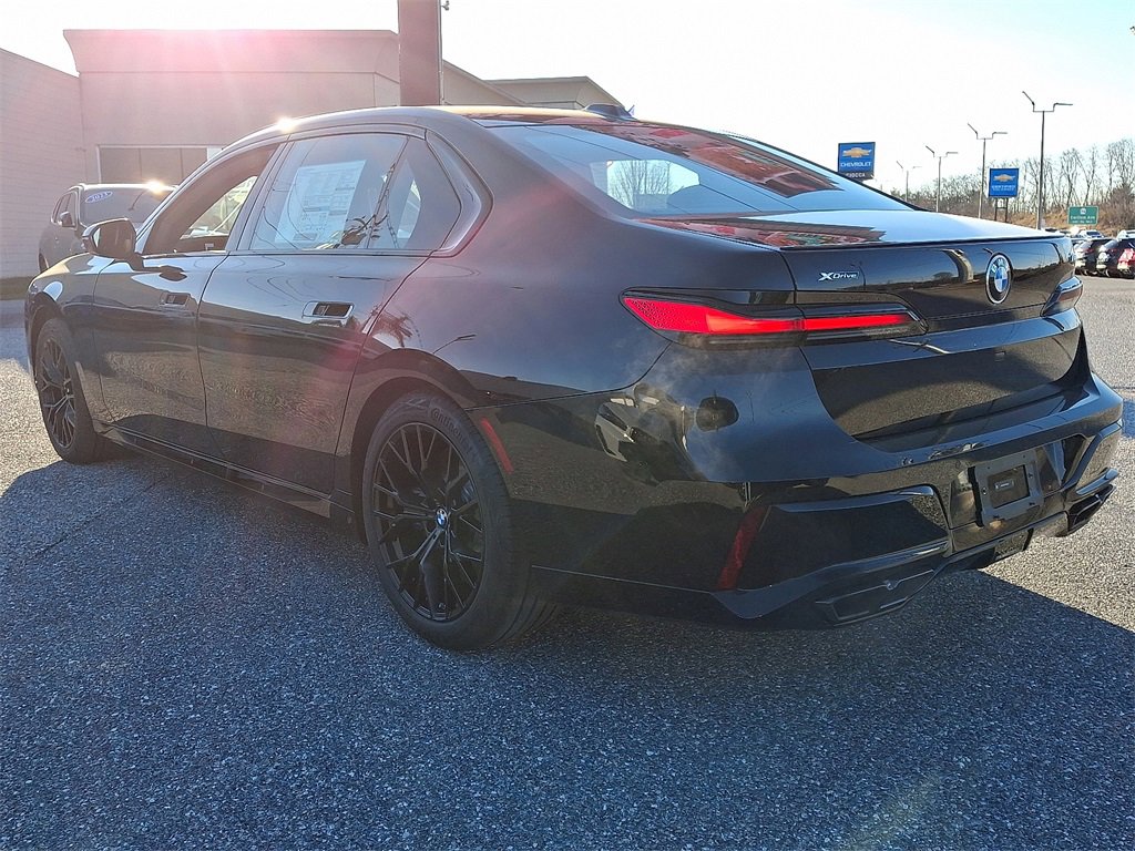 New 2026 BMW 760i xDrive w/ Executive Package image 6