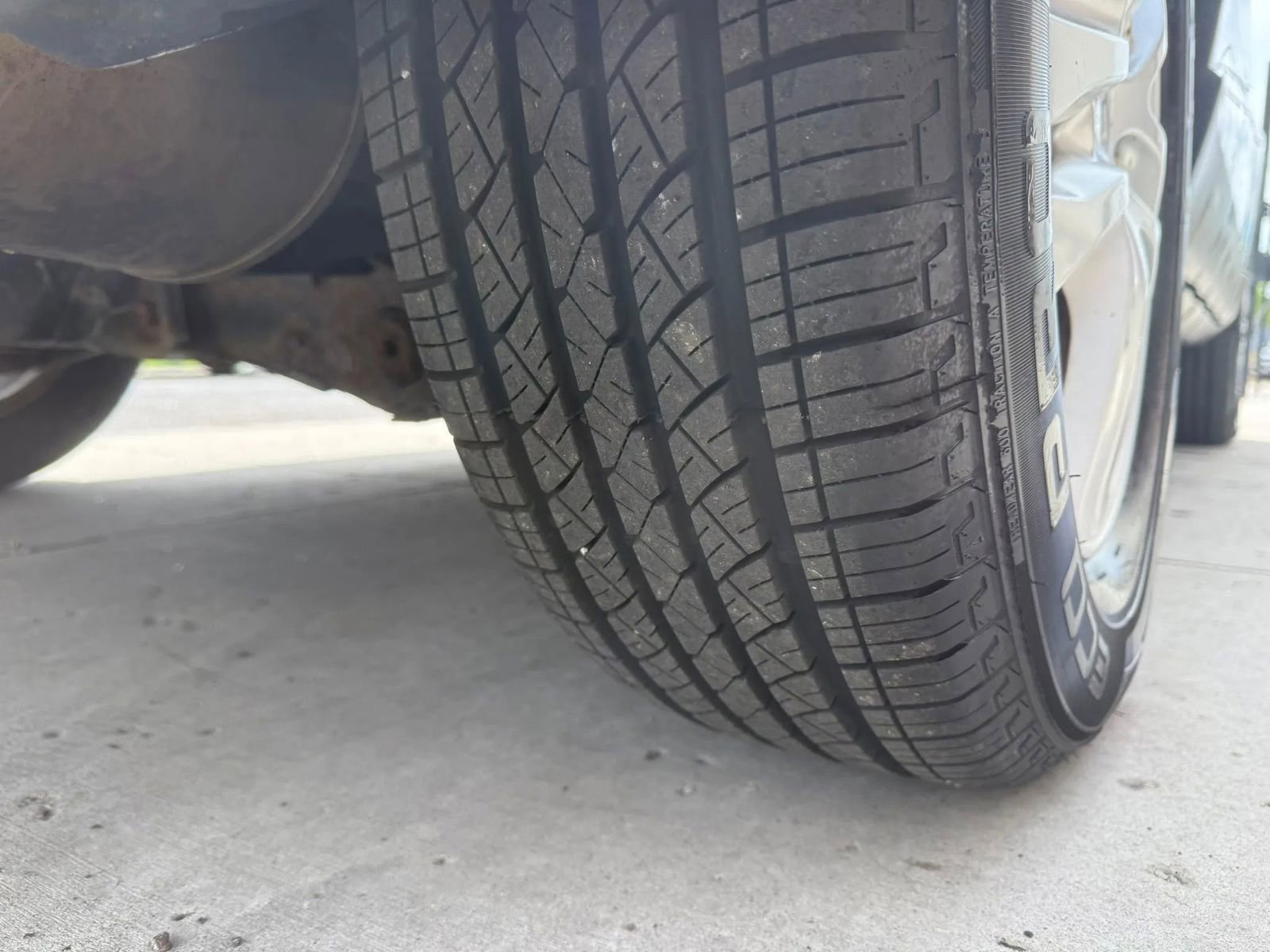 Used 2010 Honda CR-V EX-L image 7