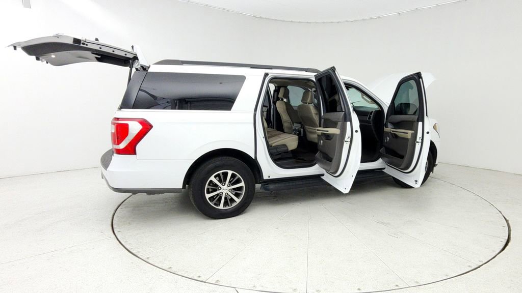 Used 2020 Ford Expedition Max XLT image 13