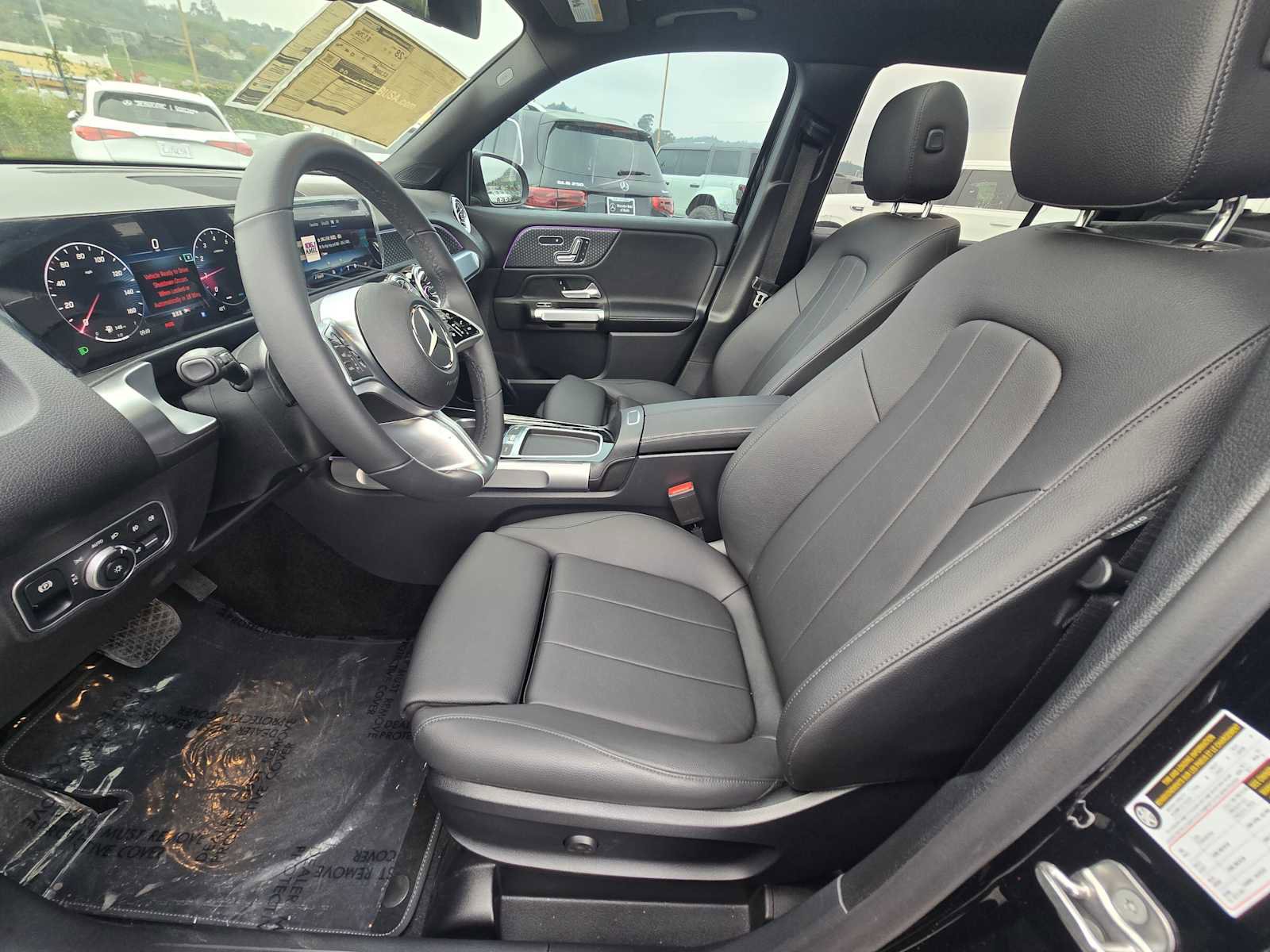 Used 2024 Mercedes-Benz GLB 250 image 25