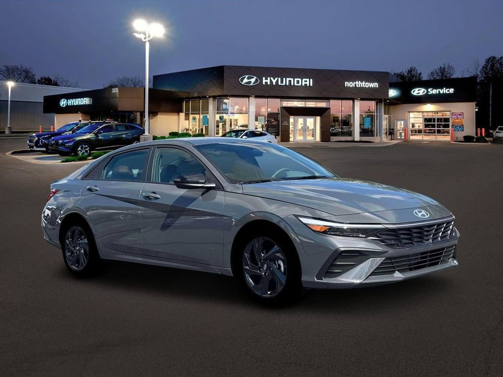 New 2026 Hyundai Elantra Sport FWD image 10