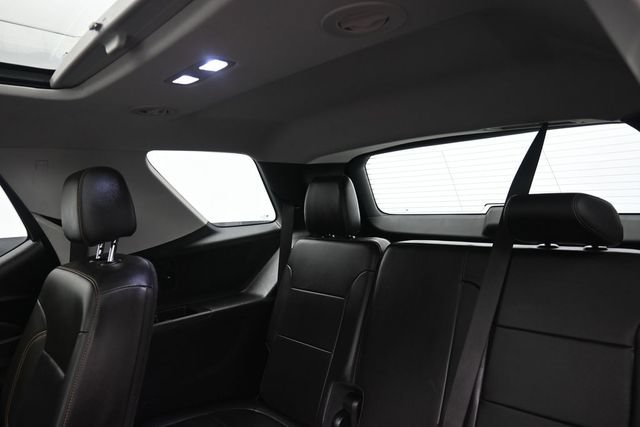 Used 2021 Chevrolet Traverse LT w/ LT Premium Package AWD/4WD image 21