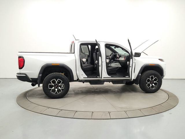 Used 2024 GMC Canyon AT4X image 15