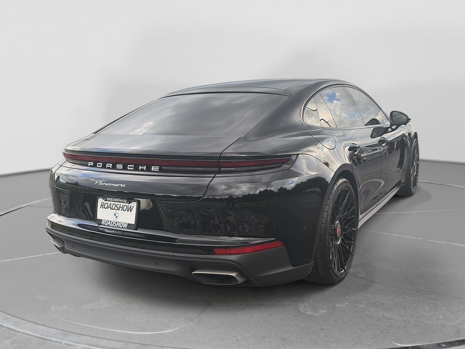 Used 2025 Porsche Panamera 4 AWD/4WD image 5