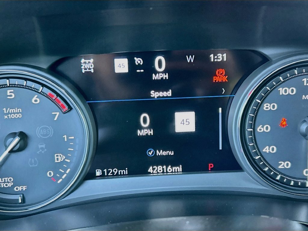 Used 2019 Cadillac XT4 Premium Luxury w/ Technology Package AWD/4WD image 12