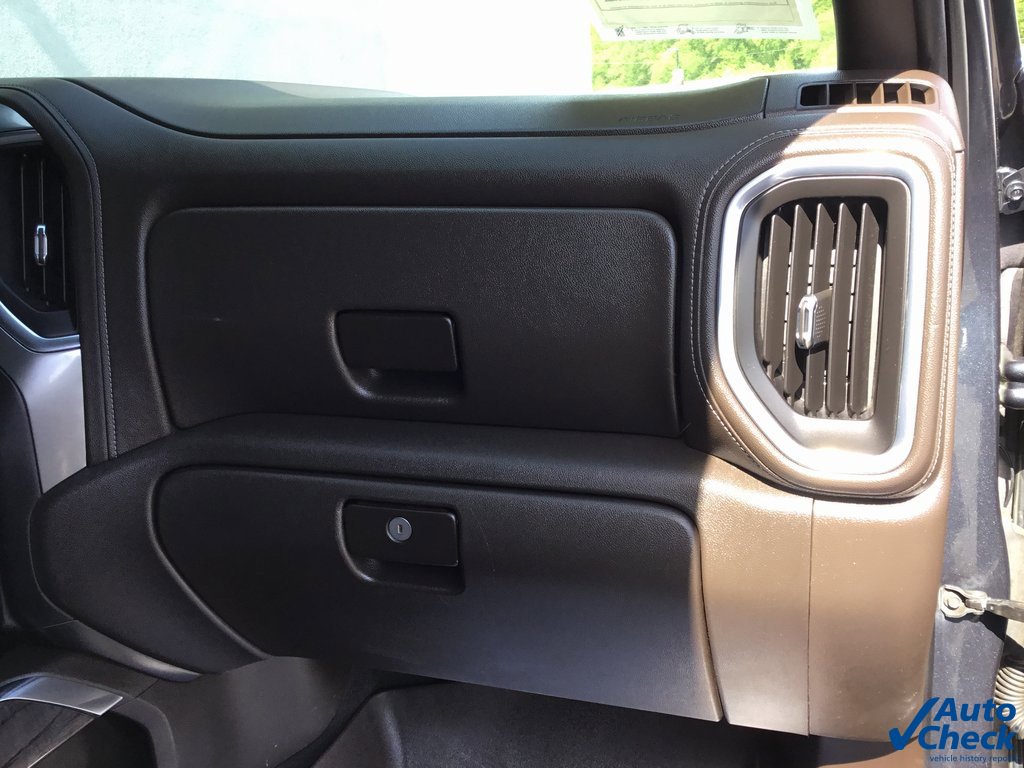 Used 2020 Chevrolet Silverado 3500 LTZ w/ LTZ Premium Package image 44