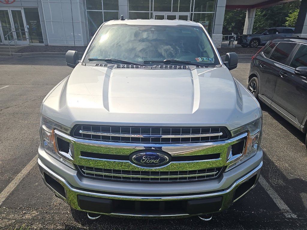 Used 2019 Ford F150 XLT w/ Equipment Group 302A Luxury AWD/4WD image 3
