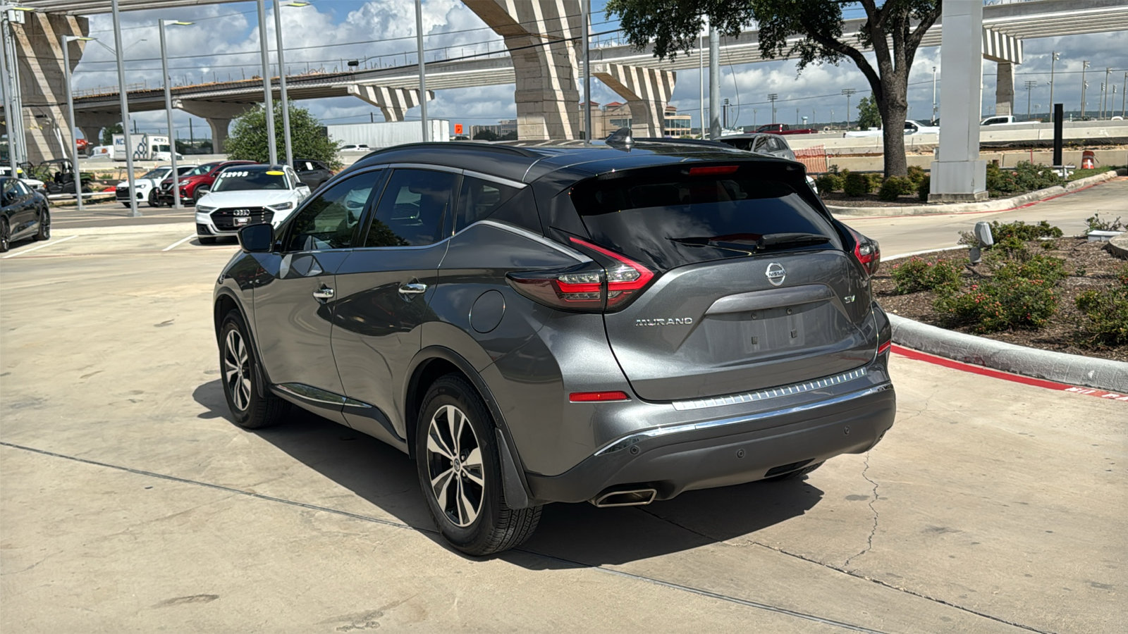Used 2019 Nissan Murano SV w/ Premium Package FWD image 5