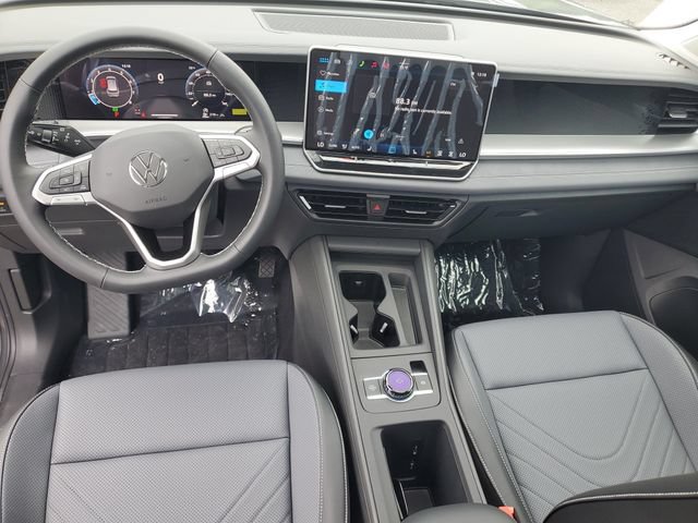 New 2026 Volkswagen Tiguan SE AWD/4WD image 13