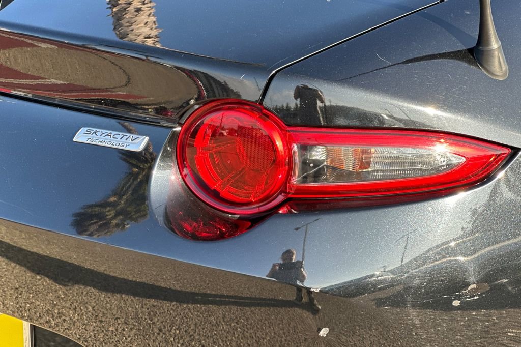 Used 2018 MAZDA MX-5 Miata RF Grand Touring image 24
