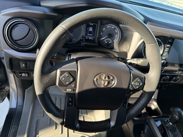 Used 2021 Toyota Tacoma TRD Off-Road RWD image 16