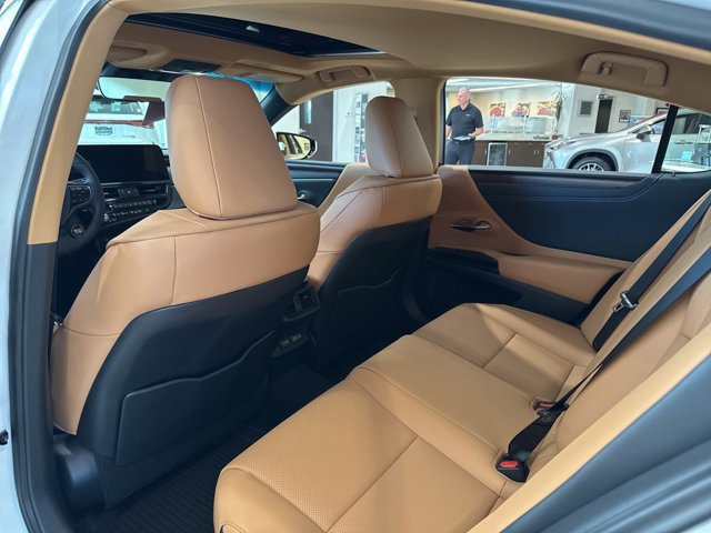 New 2025 Lexus ES 350 w/ Premium Package image 37