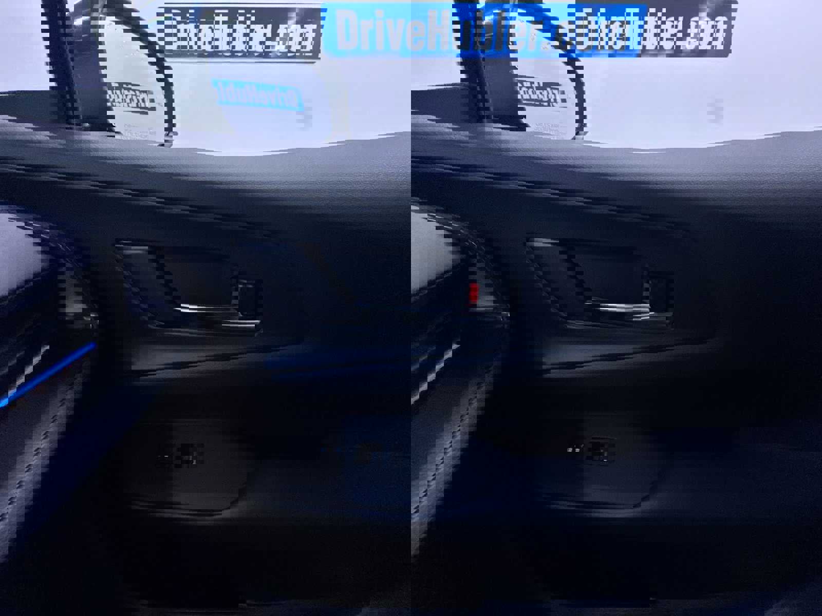 New 2026 Toyota Prius Plug-In Hybrid image 33