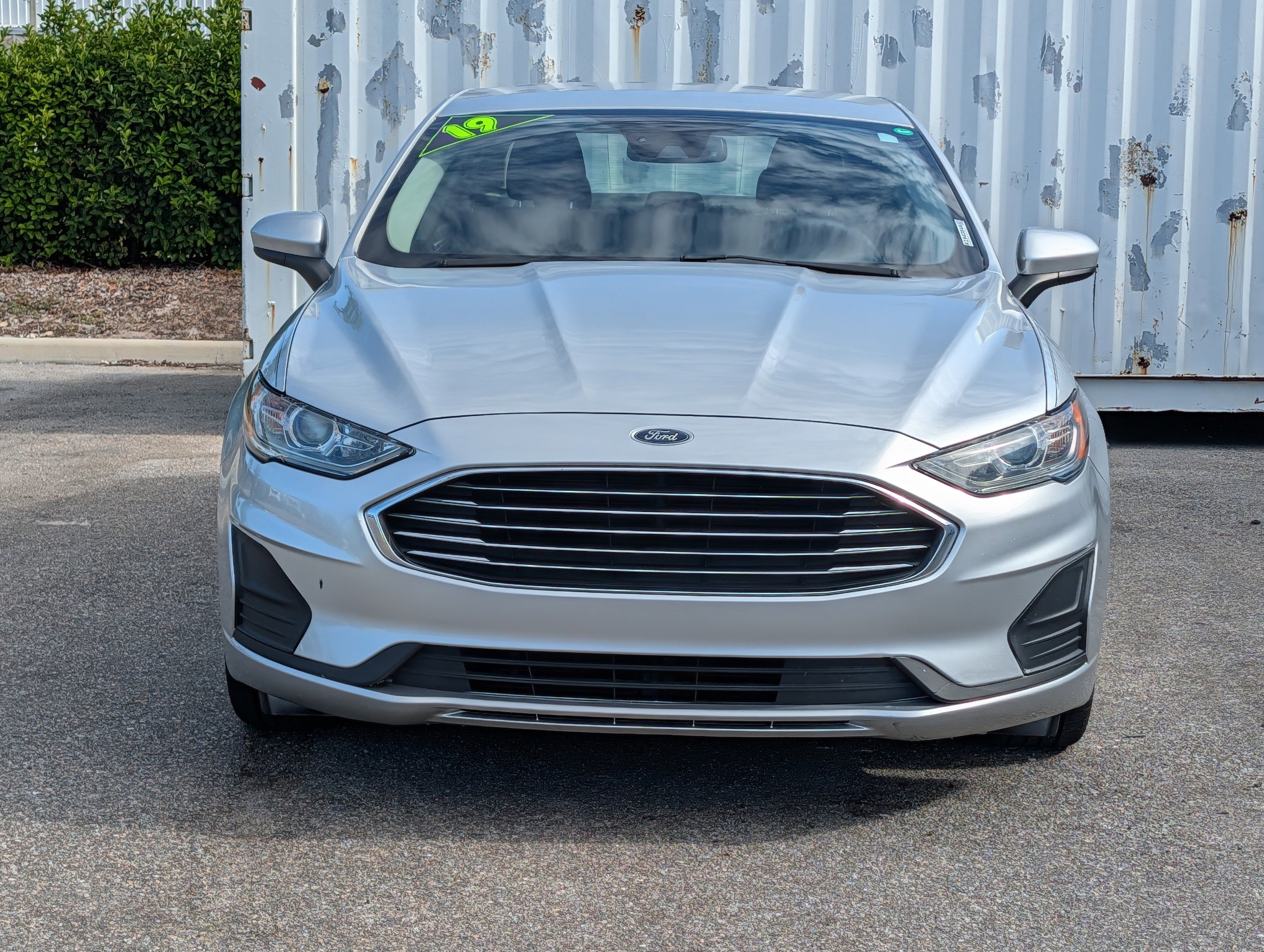 Used 2019 Ford Fusion SE FWD image 8