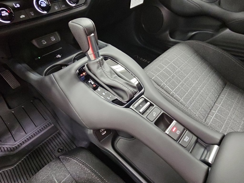 New 2027 Honda HR-V LX image 18
