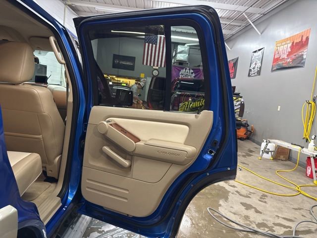 Used 2010 Ford Explorer Eddie Bauer image 18