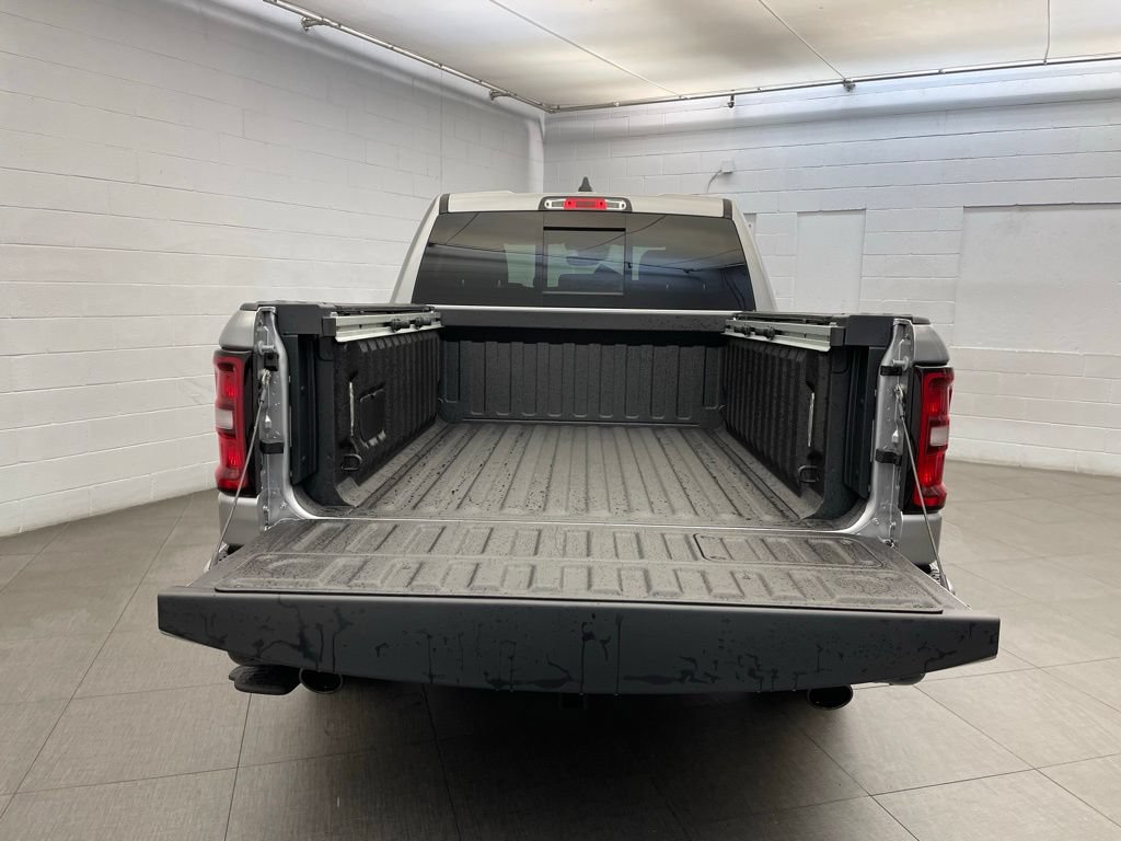 New 2026 RAM 1500 Laramie w/ Night Edition AWD/4WD image 5