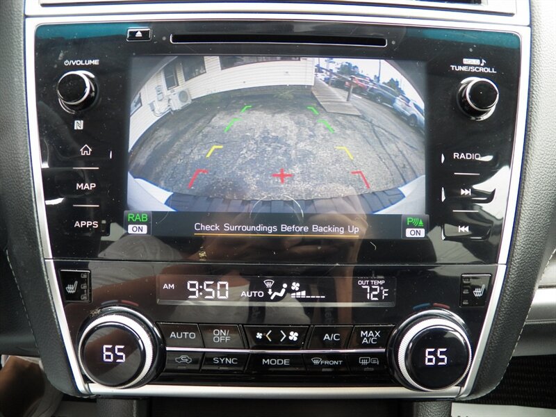 Used 2018 Subaru Outback 2.5i Limited AWD/4WD image 18