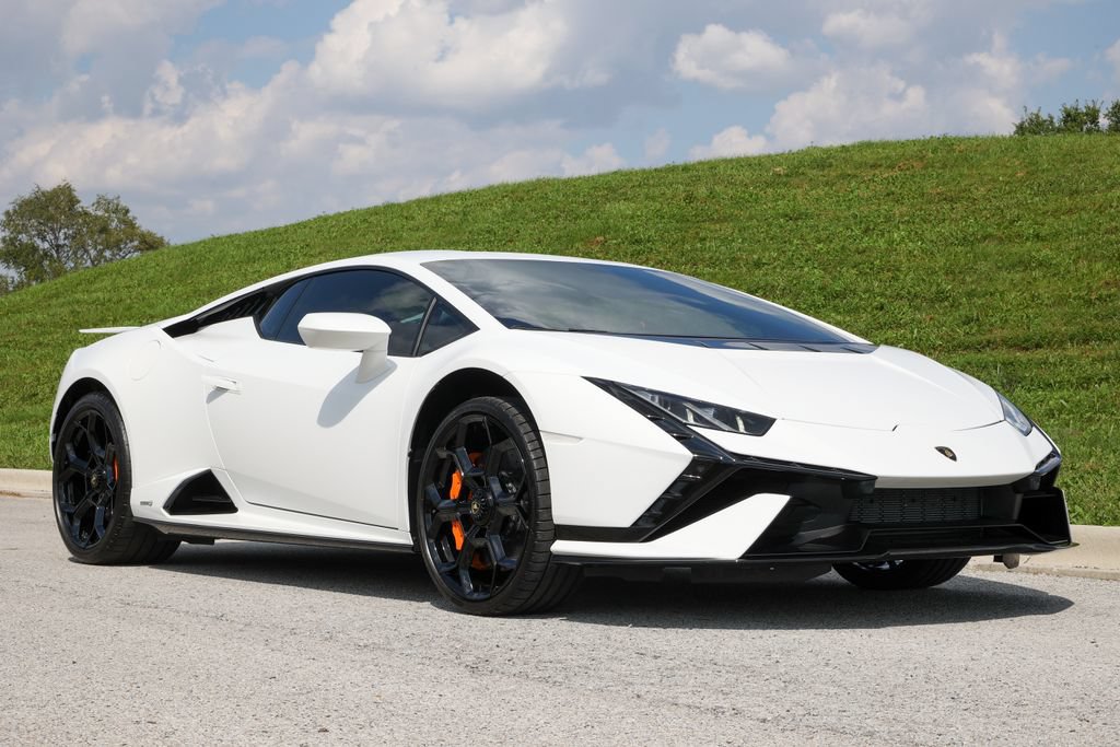 Used 2024 Lamborghini Huracan Tecnica RWD image 33