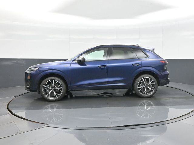 New 2026 Audi Q3 quattro 2.0T AWD/4WD image 4