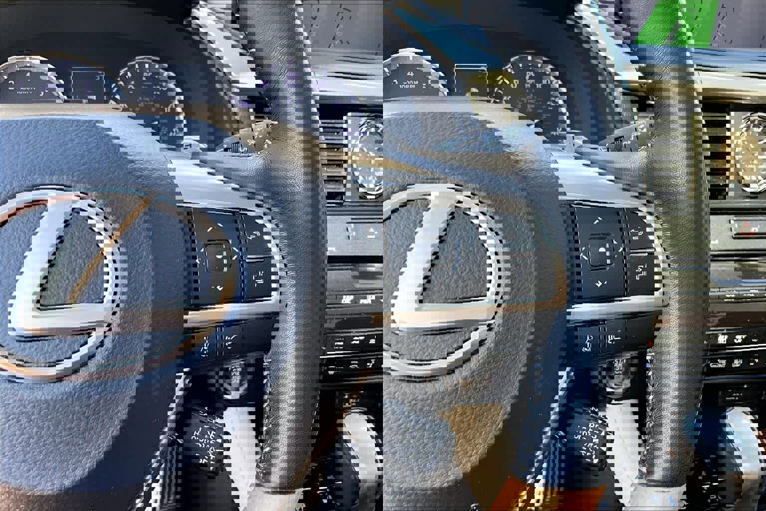 Used 2021 Lexus RX 350 AWD w/ Premium Package image 25