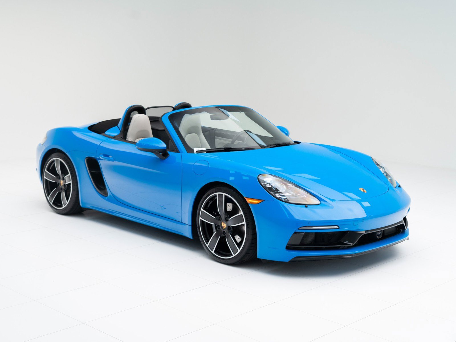 Certified 2025 Porsche 718 Boxster GTS image 7