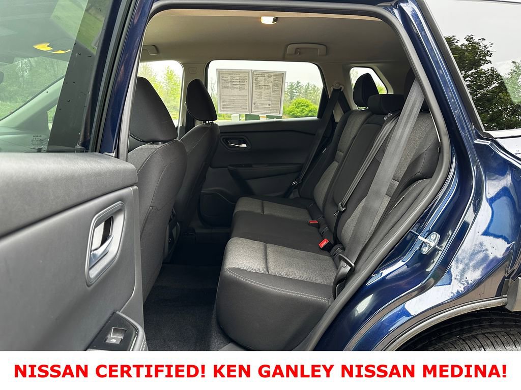 Certified 2026 Nissan Rogue SV AWD/4WD image 38