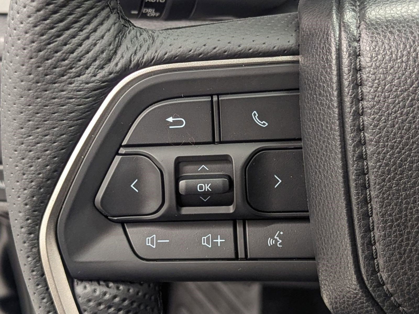 New 2025 Toyota Tacoma SR image 13