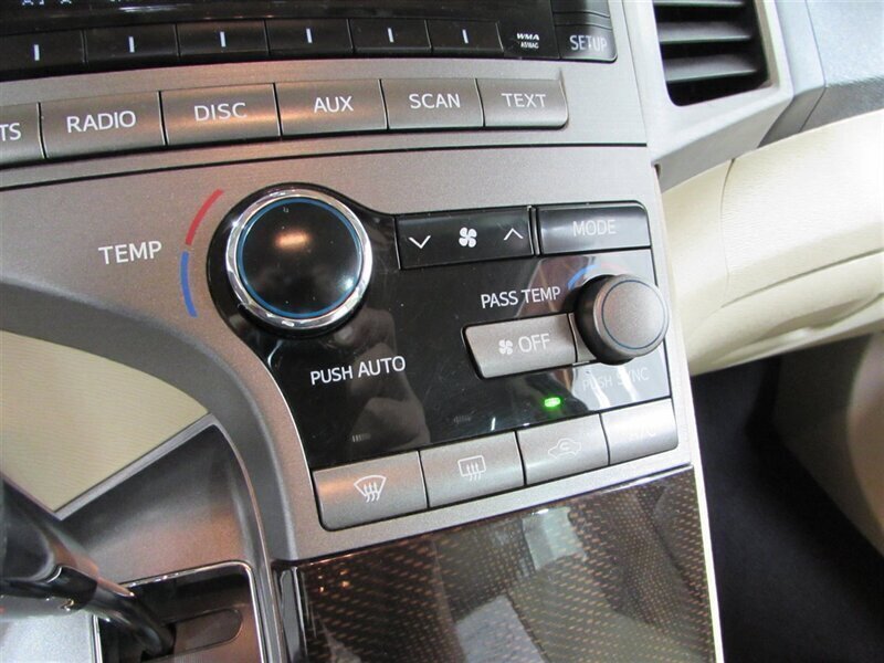 Used 2011 Toyota Venza AWD w/ Convenience Pkg image 81