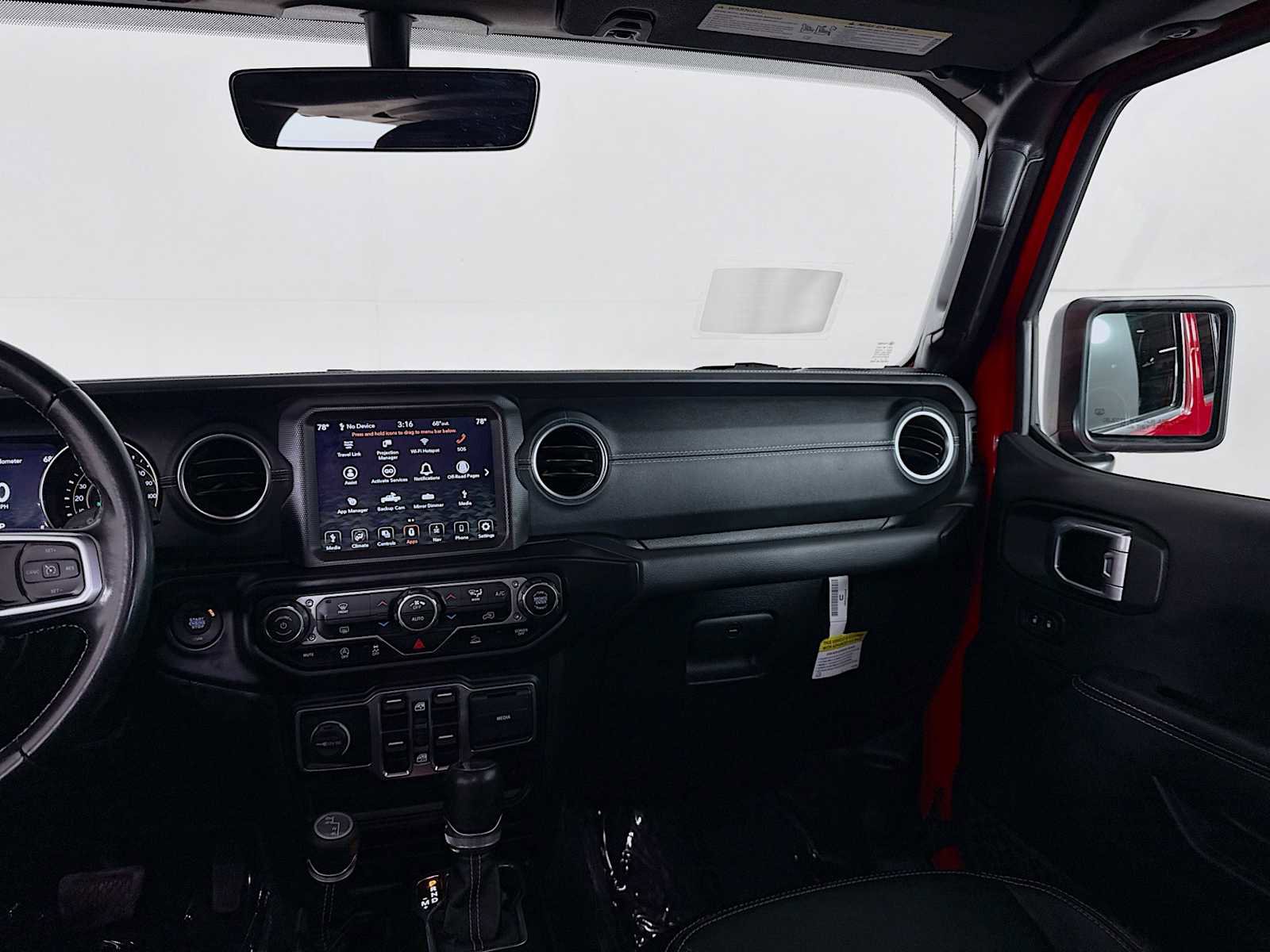 Used 2021 Jeep Gladiator Overland image 30