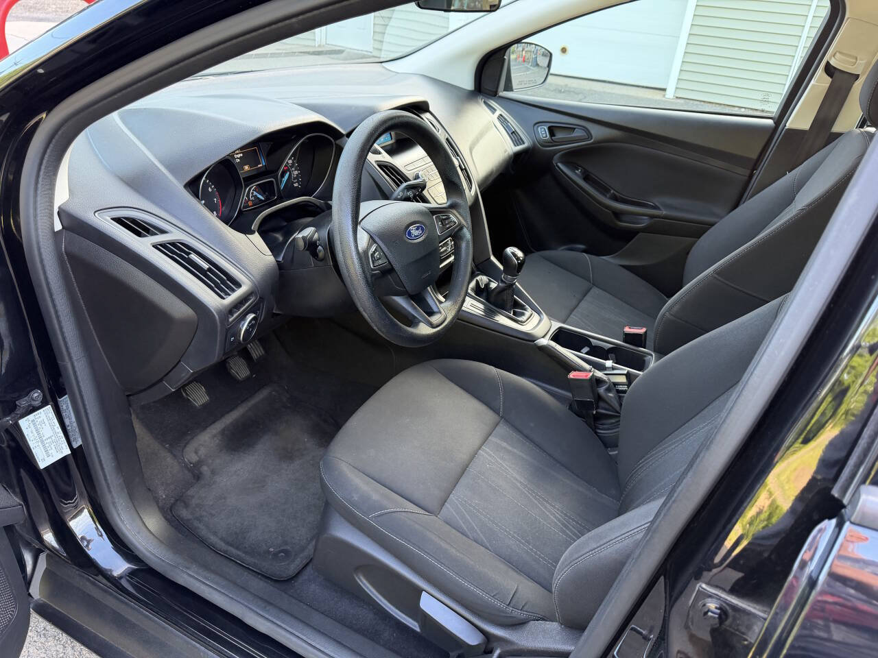 Used 2018 Ford Focus S FWD image 22