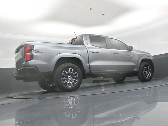 Used 2024 Chevrolet Colorado Z71 w/ Z71 Convenience Package 2 AWD/4WD image 38