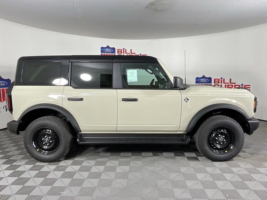 New 2026 Ford Bronco Outer Banks AWD/4WD image 2