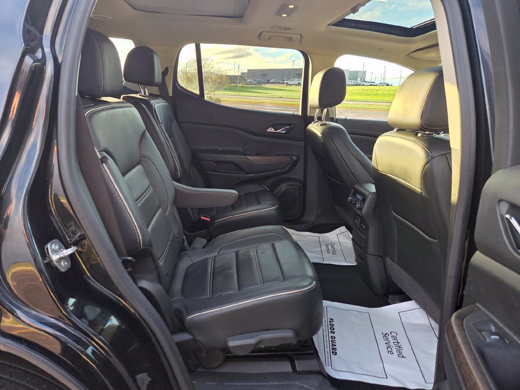 Used 2021 GMC Acadia Denali w/ Denali Ultimate Package AWD/4WD image 37