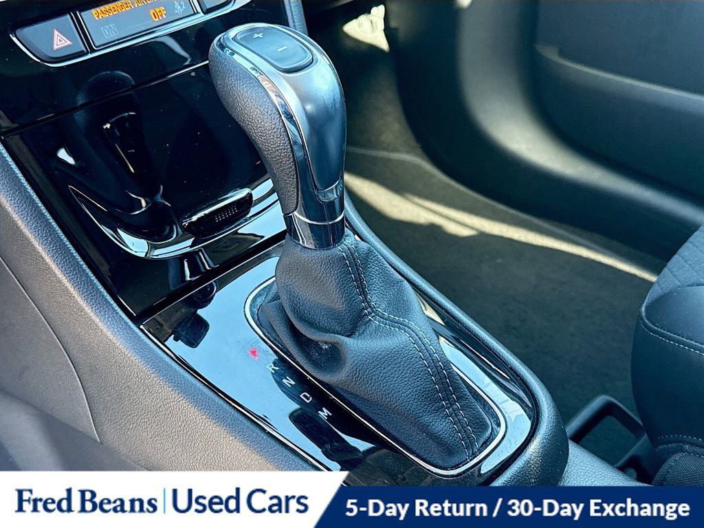 Used 2022 Buick Encore Preferred w/ Safety Package image 18