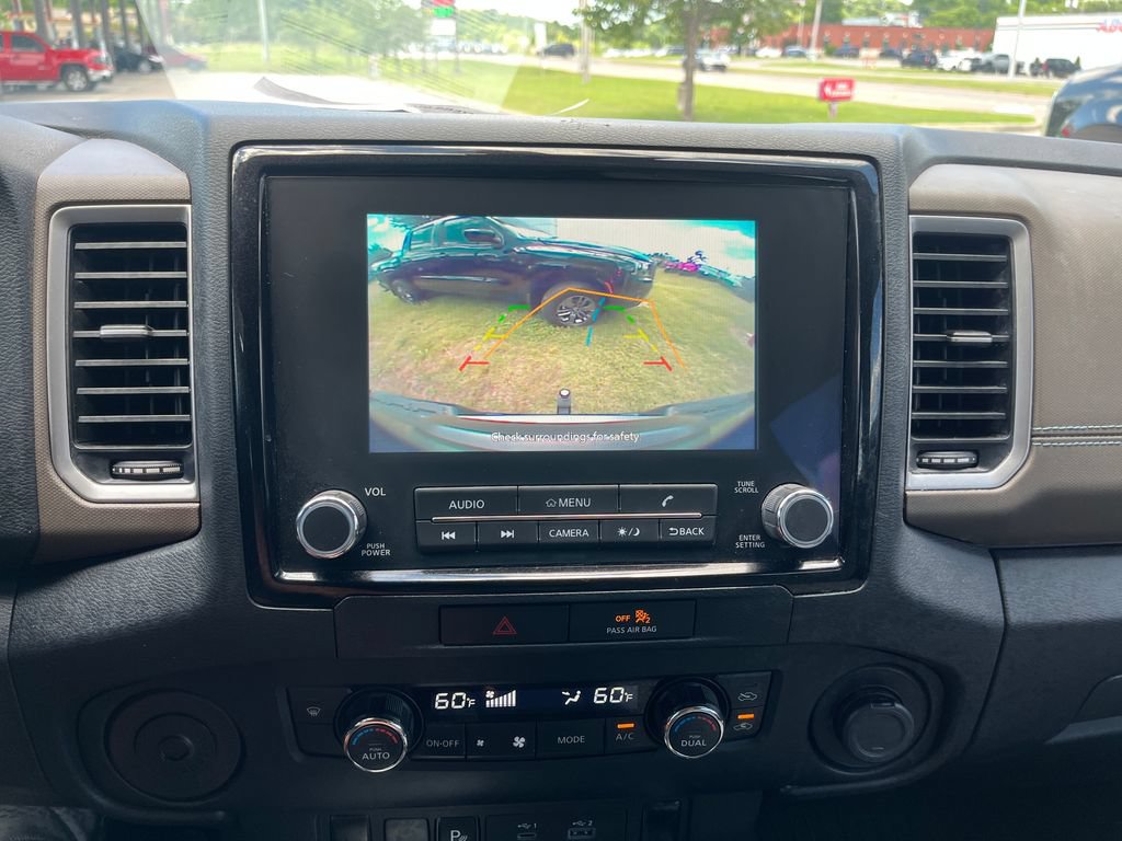 Used 2022 Nissan Frontier SV w/ Technology Package RWD image 18