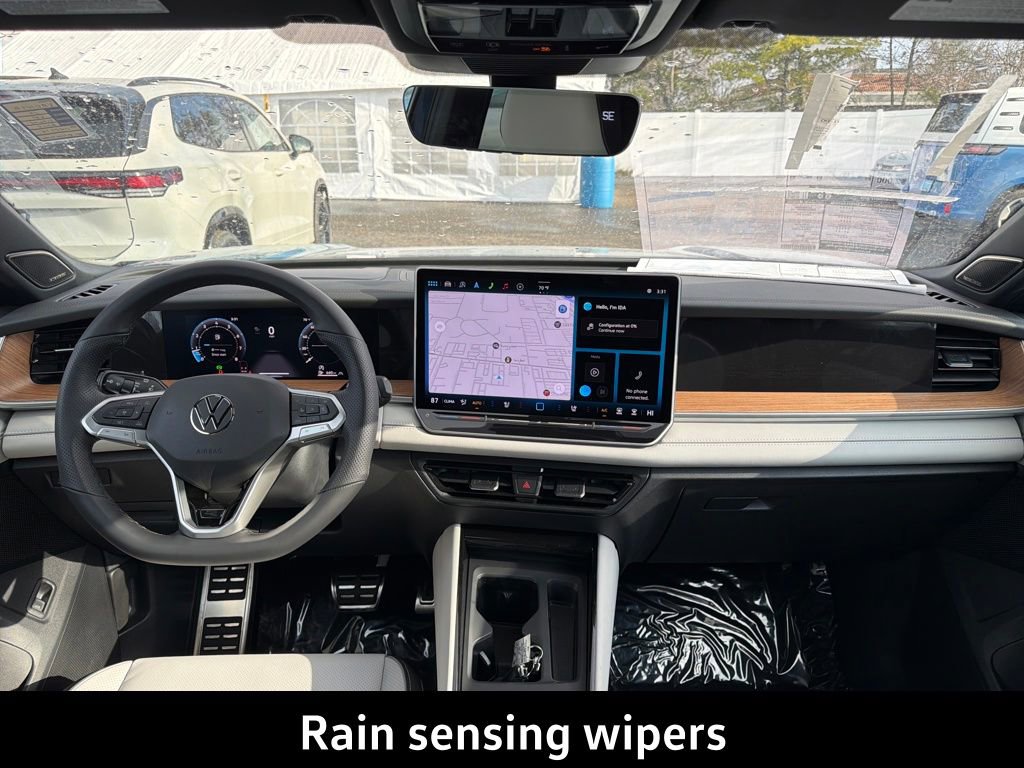 New 2026 Volkswagen Tiguan SEL R-Line image 14