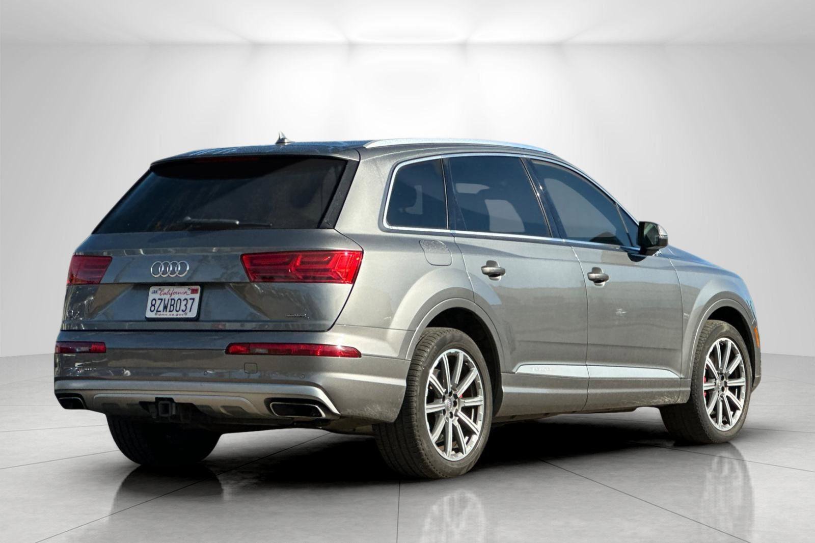 Used 2018 Audi Q7 2.0T Premium Plus w/ Premium Plus Package image 3