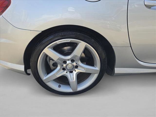 Certified 2016 Mercedes-Benz SLK 300 image 19